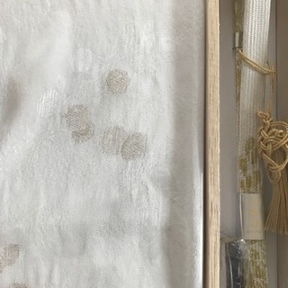 桐箱入り 帯〆 帯揚 扇子の画像