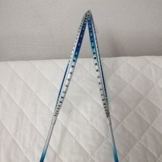 バドミントンラケット　2本　　HIG HTEMPER STEEL SHAFTの画像