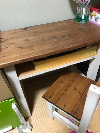 ハンドメイド作家　手づくり　オーダー　子供用 机　テーブル