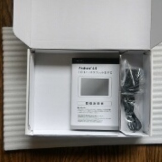 タブレット　10インチ