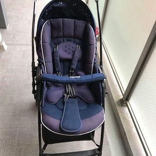 美品　中古　アップリカベビーカー　ラクーナコンフォート（新品と比べて、3万円以上安くなる。ちなみに、新品が5万円弱）