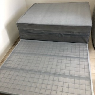 セミダブル脚付きマットレス(脚ははずれます)の画像