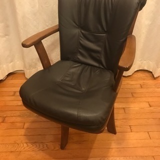 カリモク製、回転イス2つセット