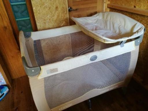GRACO　ベビーベッド　プレイヤード　おむつ台