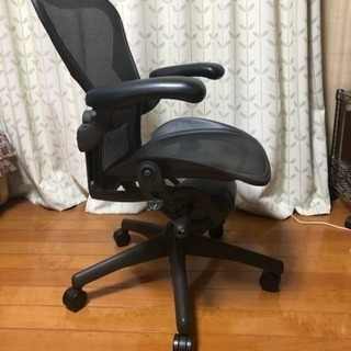 ハーマンミラー製 アーロンチェアの画像