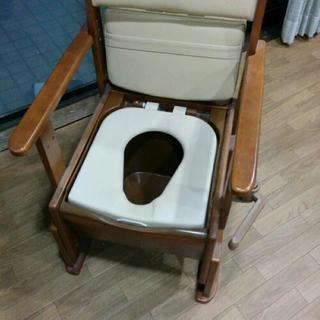介護イス　家具調トイレ自立6型DX の画像