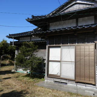 鹿児島県指宿市山川大山【※売止め】和風平家５ＤＫ温泉源付土地２６４坪８８０万円 - 指宿市