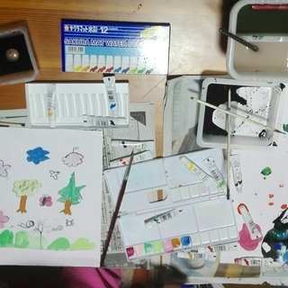 絵画教室３歳〜大人まで生徒さん募集しています＊の画像