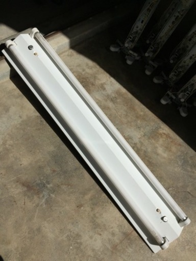 中古 直管蛍光灯2灯式器具 8セットまとめ売り