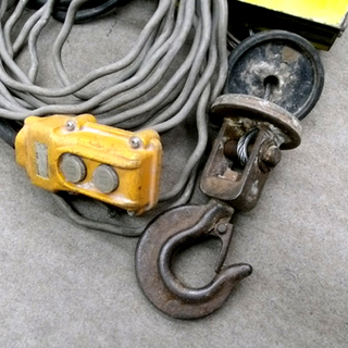 札幌 ベビーホイスト BH-430 トーヨーコーケン 定格荷重130Kg ワイヤー30m