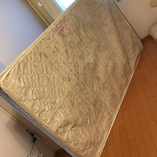 急募☆10/12まで！セミダブル マットレスの画像