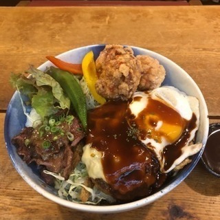 時給950円〜 深夜手当、豪華賄い、交通費支給のアルバイト募集！の画像