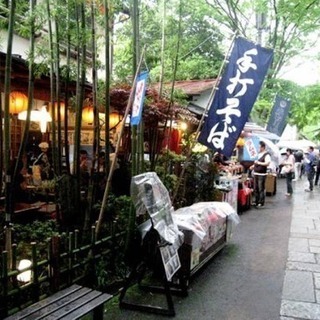 深大寺と神代植物公園の秋バラ🌹フェスタ - 調布市