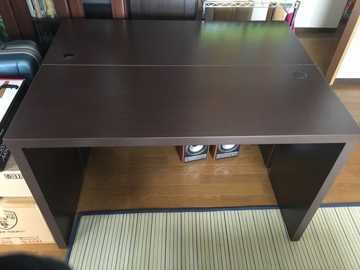 机　デスク　2台　美品　幅1.2m 奥行き45cm 高さ75cm ブラウン　コノ字　禁煙　ペットいません