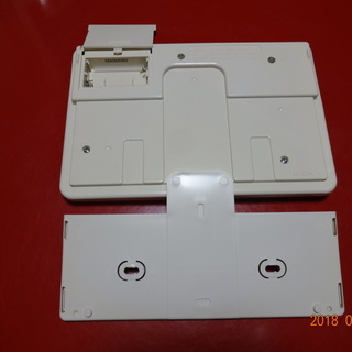 INAX シャワートイレ用壁掛けリモコンです。の画像