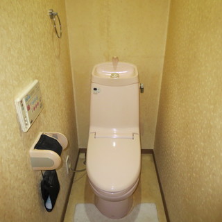 INAX シャワートイレ用壁掛けリモコンです。の画像
