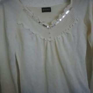 きちんと感：卒入学・食事会・法事・仕事などに最適：スキャパのシルク入りノーカラー紺ジャケット・インナー・スカートのセットの画像