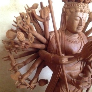 十一面千手観音菩薩像 香木白檀仏像 超細密手彫り香木白檀  送料込の画像