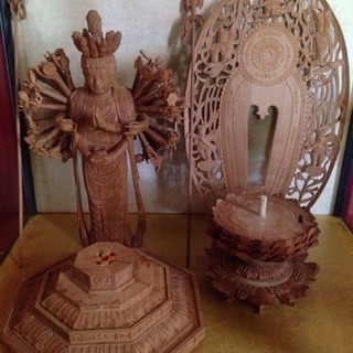 十一面千手観音菩薩像 香木白檀仏像 超細密手彫り香木白檀  送料込の画像