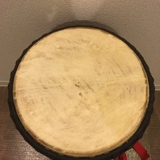 中型木製ドラム ジャンベ ジャンベ 手作りアフリカンドラム 木製パーカッション 打楽器 ランダム