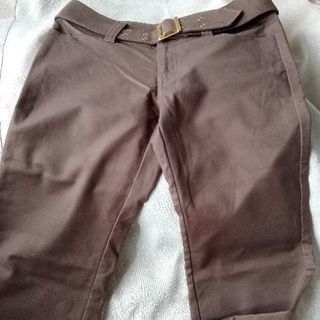 背の高い方、脚の長い方　丈たっぷり有ります　ボトム　未使用　※裾上げが面倒でタンスの場所塞ぎになっていましたの画像