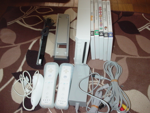 【商談中！！】Wii 本体＋周辺装置　1式