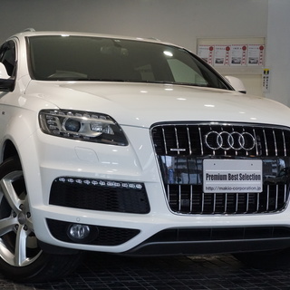ｱｳﾃﾞｨ Q7 3.0TFSI ｸﾜﾄﾛSﾗｲﾝﾊﾟｯｹｰｼﾞ...