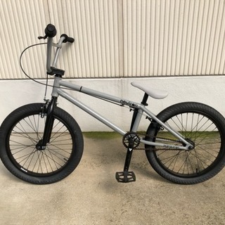 FLYBIKES Neutron (室内保管、目立った汚れやキズ無し)