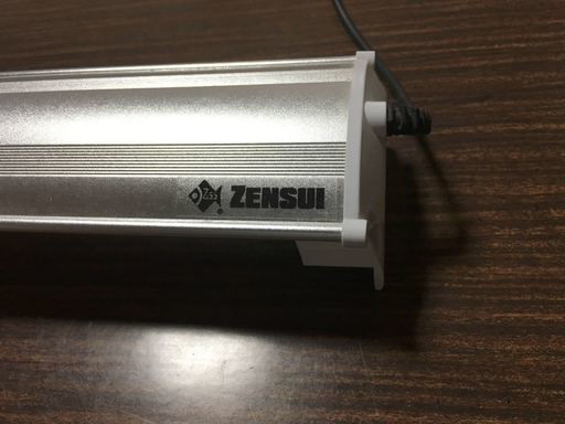 ゼンスイ 水槽用LEDランプ PLUS 150cm (パーフェクトクリア) 更に値下げしました！