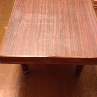 テーブル.木製の画像