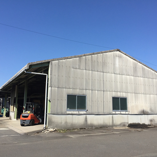 倉庫あげます１００坪程度　建物のみです。の画像