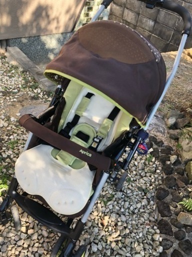 美品！アップリカ♡ベビーカービスケット♡グリーン
