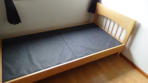 シングルベッド