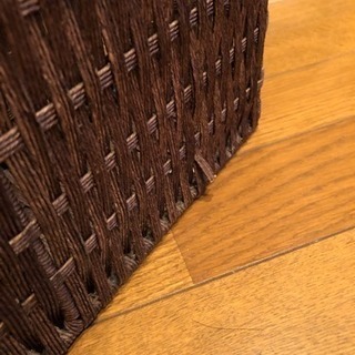 ワイヤー入りしっかりした籠の画像