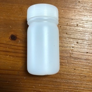 詰替用プラスチック容器の画像