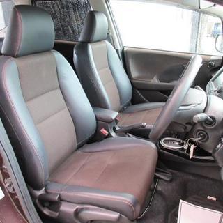 ホンダ　フィットシャトル 　１５Ｘ　ＨＤＤナビ　１年保証付　カーローン：リース支援対象車の画像