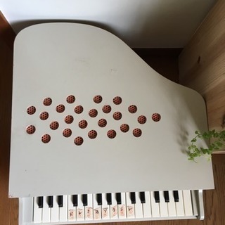 KAWAI トイピアノ 白の画像