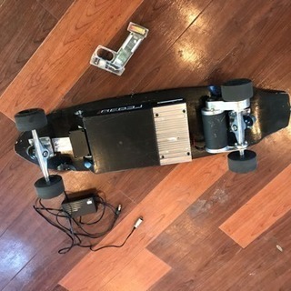 値下げしました！MADRevel 電動スケートボード 実動の画像