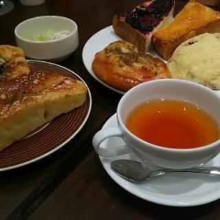 【朝カフェ ～10/20(土)～】１週間頑張ったご褒美に！