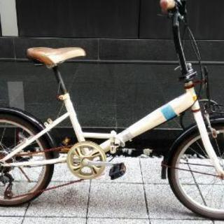 無料　自転車　小型　ホワイトの画像