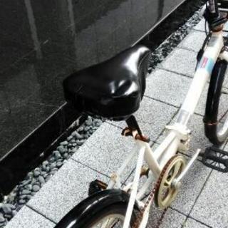 無料　自転車　小型　ホワイトの画像
