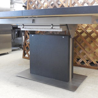 ダイニングテーブル ボーコンセプト 伸長式 オッカ エクステンション