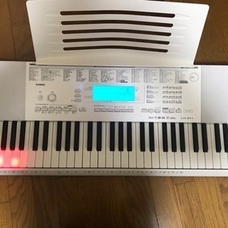 CASIO LK-211 キーボード (今年まで出品)