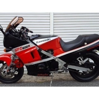 Kawasaki GPZ600Rの画像