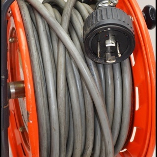 中古 ハタヤ 200V コードリール AP-212M 電工ドラム 20m プラグ引掛型  複数個ありの画像