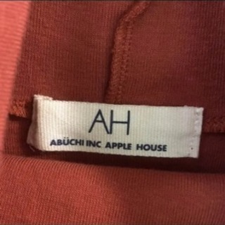 ハイネック トップスの画像