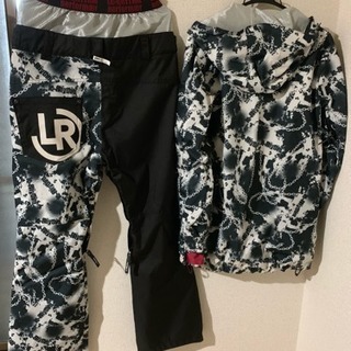 le-Rhythm スノーウェア 上下セットの画像