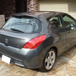 検査32年7月プジョー308GTiターボ 6速マニュアル/パノラミックガラスルーフ/HDDサイバーナビ/地デジ/バックカメラ/実走行7.7万km/無事故/ETCの画像