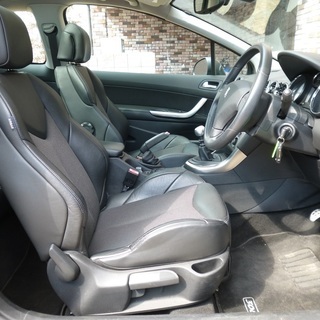 検査32年7月プジョー308GTiターボ 6速マニュアル/パノラミックガラスルーフ/HDDサイバーナビ/地デジ/バックカメラ/実走行7.7万km/無事故/ETCの画像