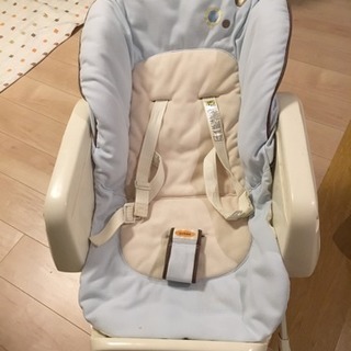 コンビ ハイローチェア 手動スイング